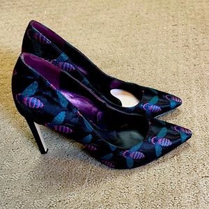 Nine West embellished heels 8.5